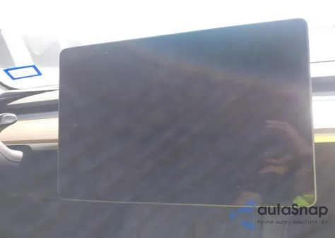 2023 Tesla Model Y Awd/Long Range Dual Motor All-Wheel Drive z USA, uszkodzony, nr VIN 7SAYGDEE4PA167788